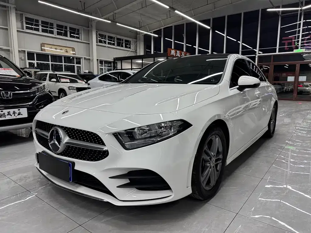 Mercedes-Benz A-Class — фото 1