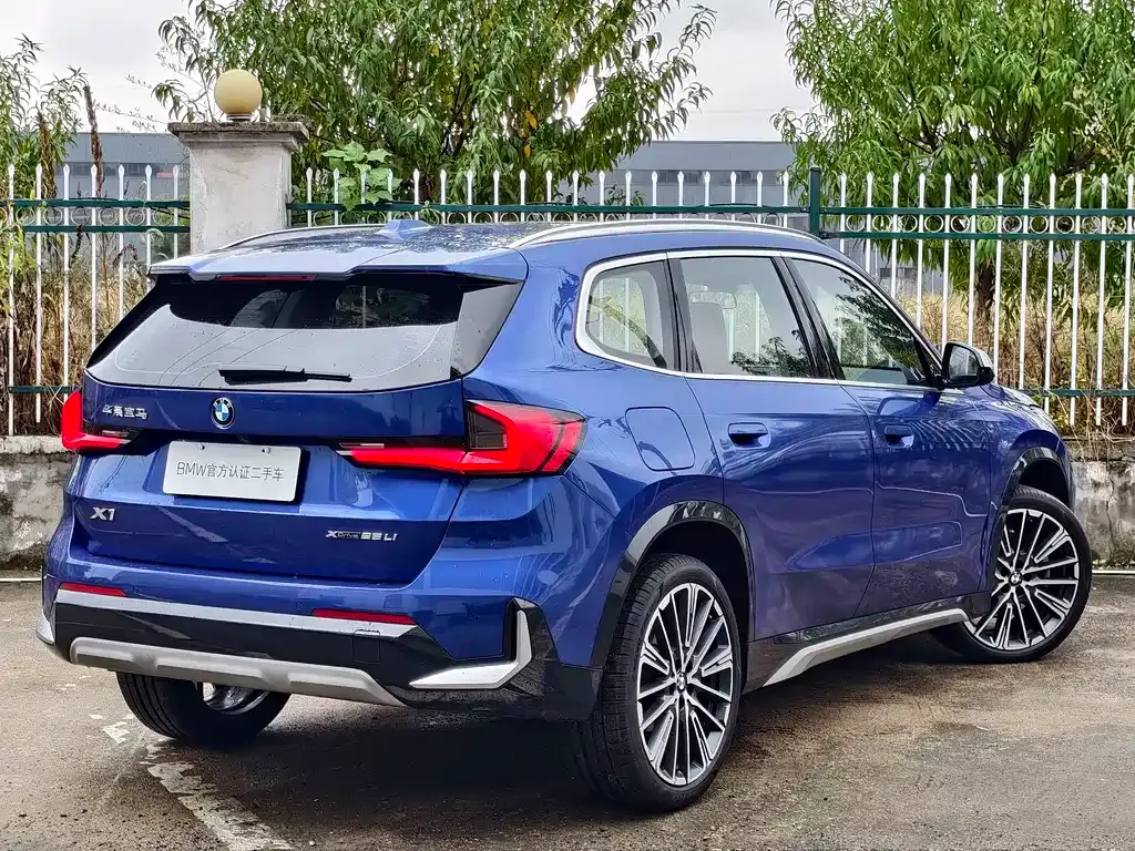 BMW X1 — фото 4