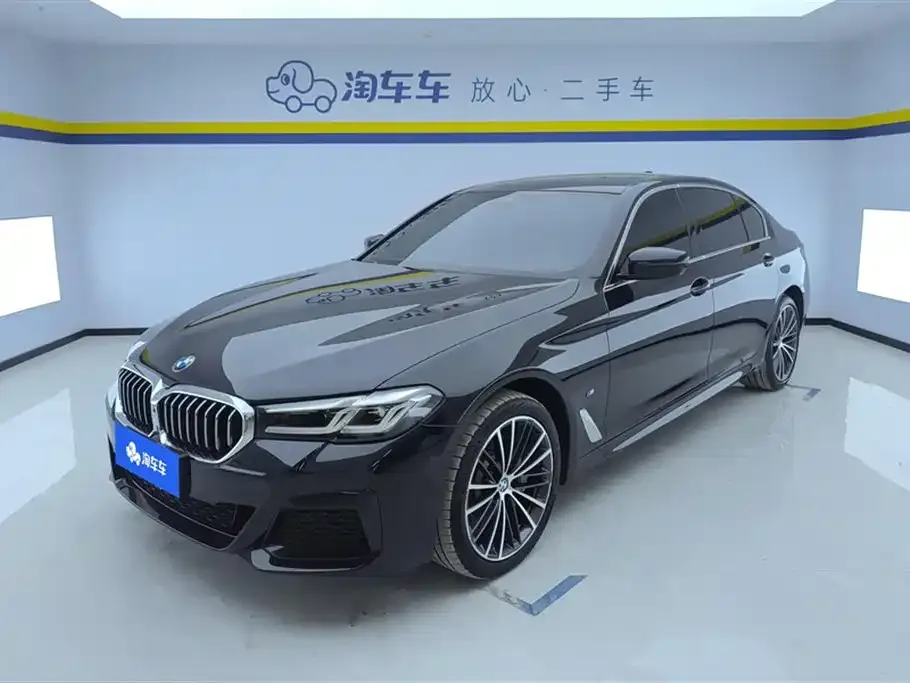 BMW 5 Series — фото 1
