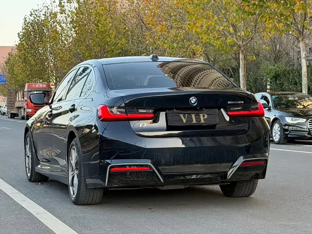 BMW i3 — фото 10