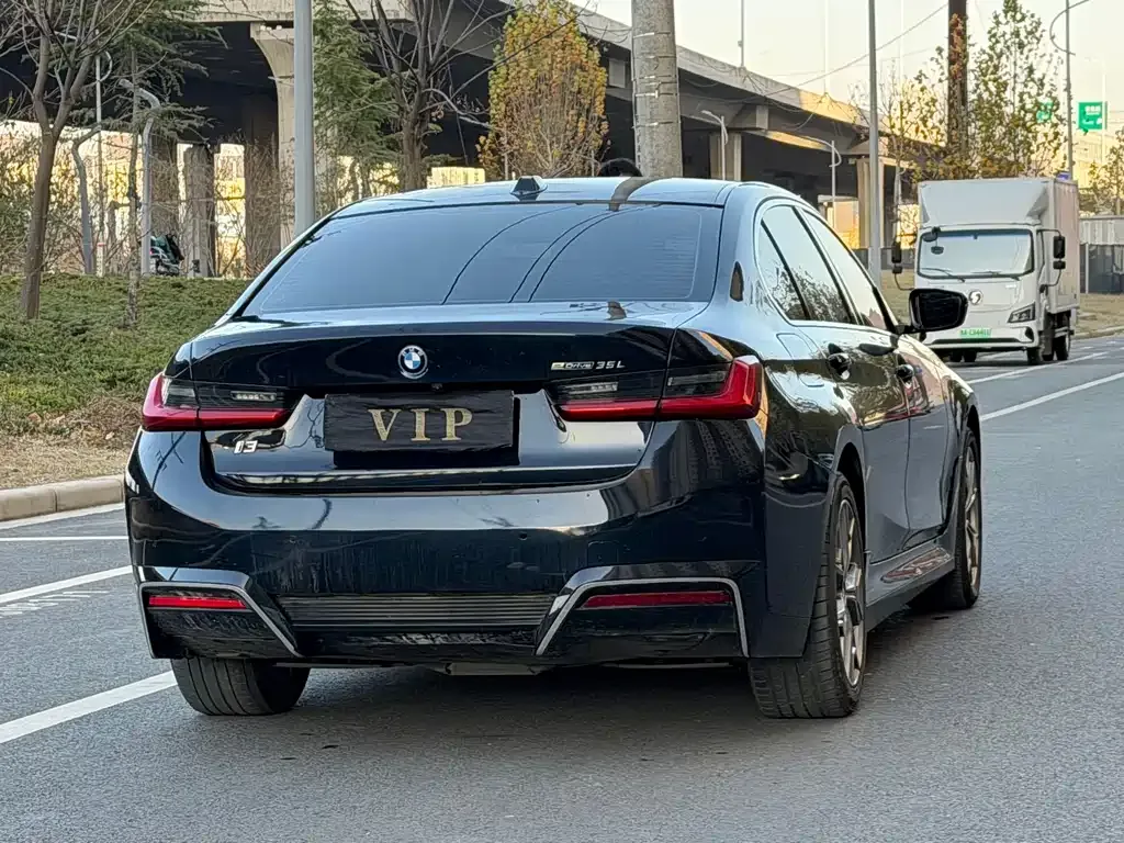 BMW i3 — фото 9
