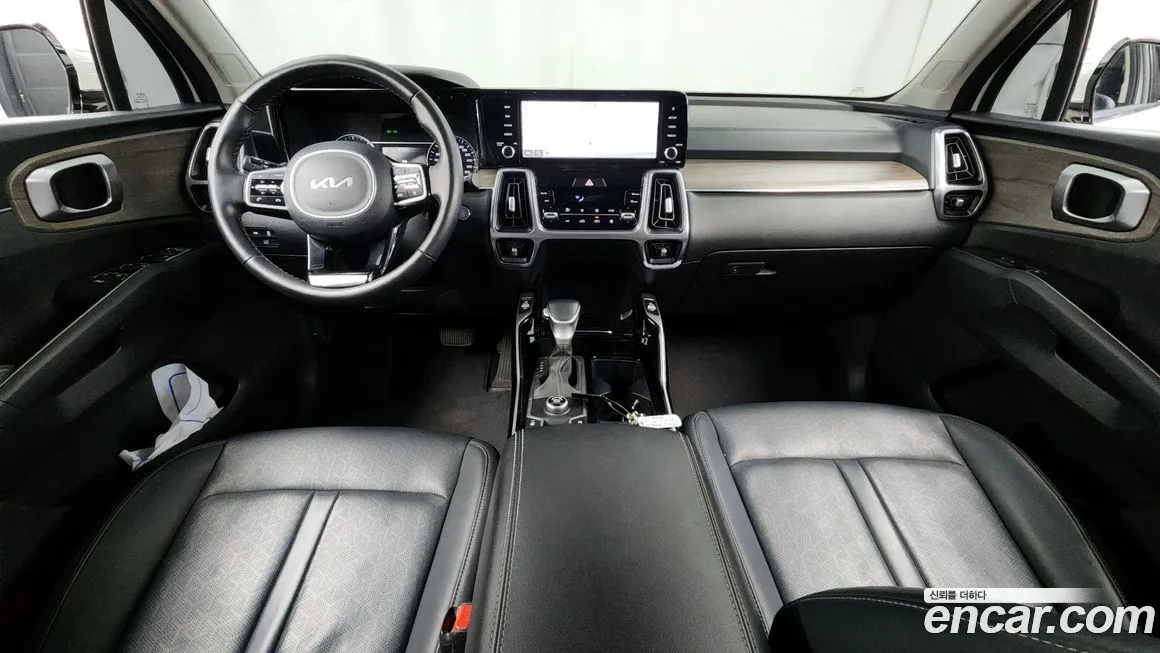 Kia Sorento — фото 7