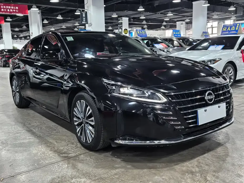 Nissan Teana — фото 2