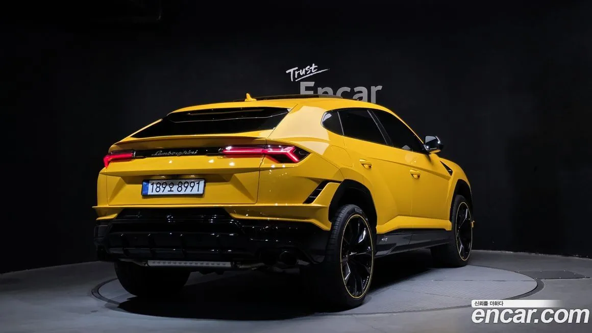 Lamborghini Urus — фото 2