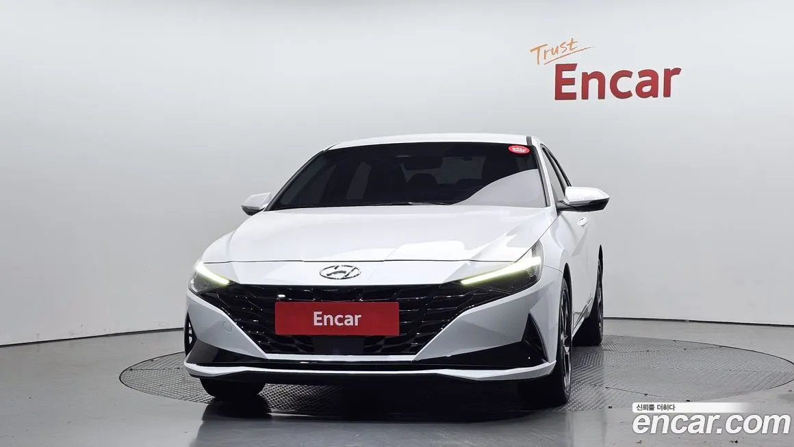 Hyundai AVANTE — фото 3