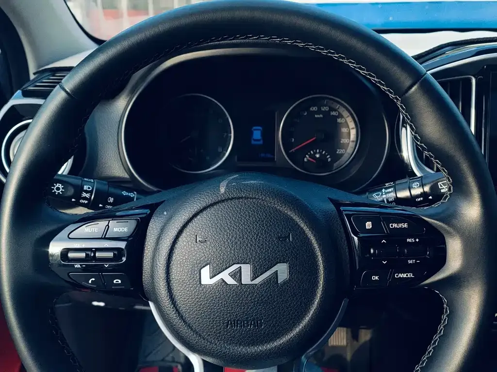 Kia KX1 — фото 8
