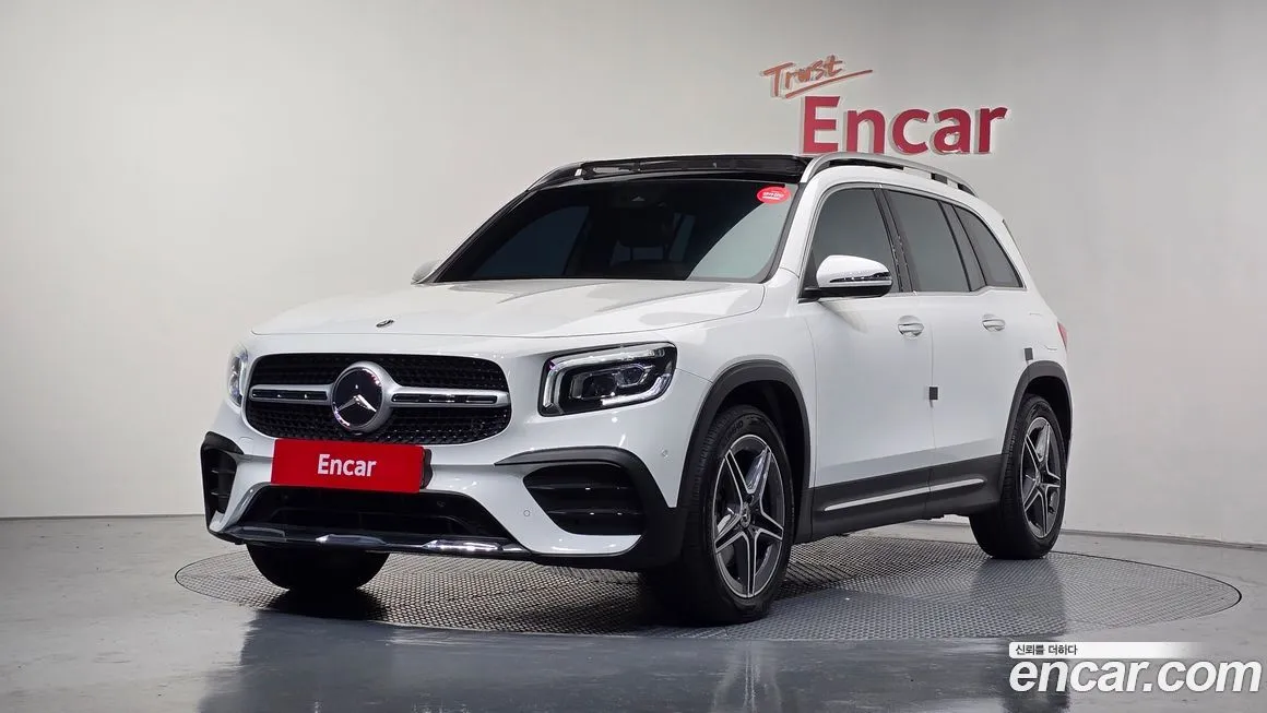 Mercedes-Benz GLB-Class — фото 1