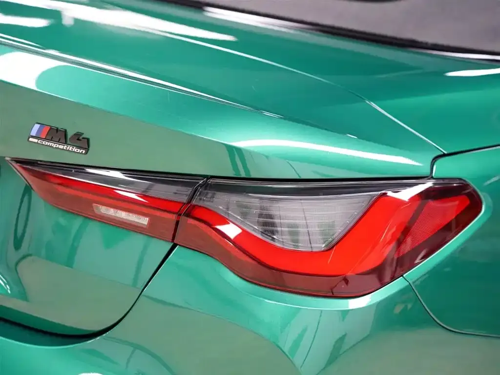 BMW M4 — фото 4
