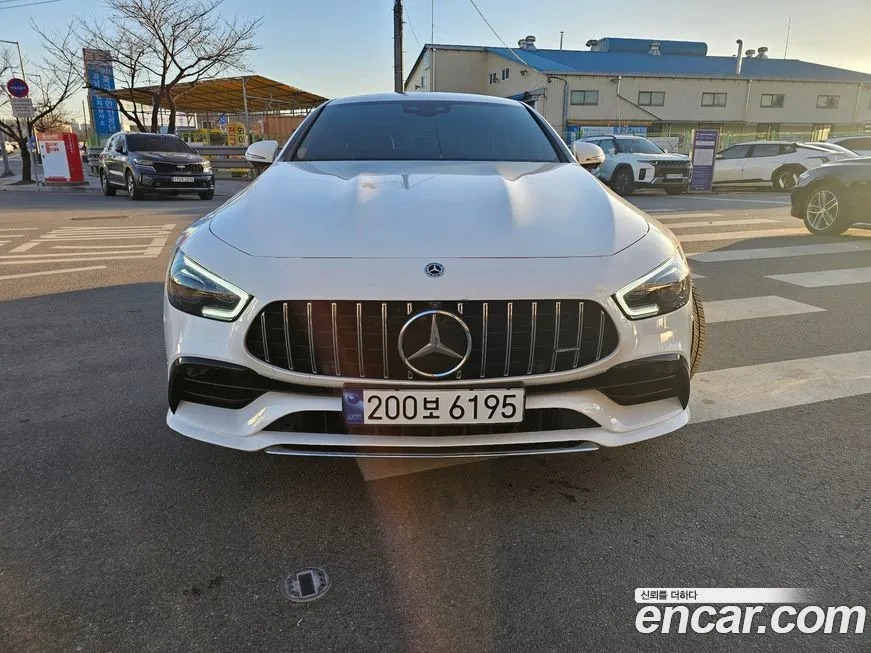 Mercedes-Benz AMG GT — фото 1