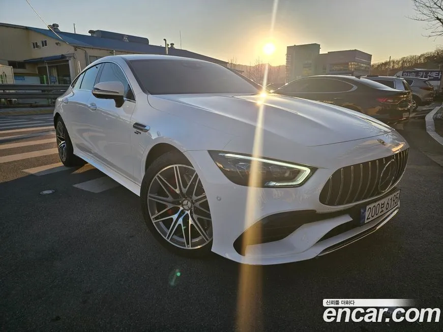 Mercedes-Benz AMG GT — фото 8