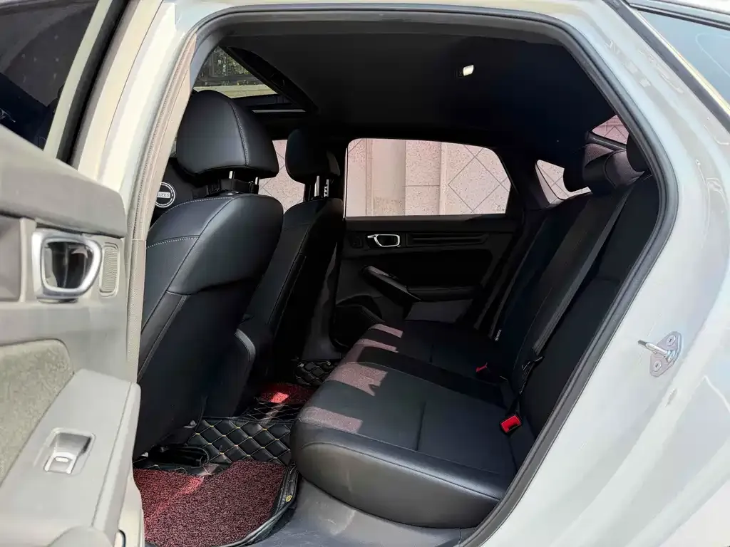 Honda Civic — фото 7