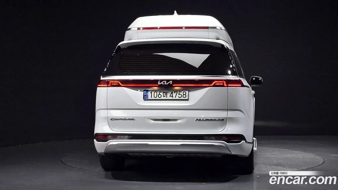 Kia Carnival — фото 4
