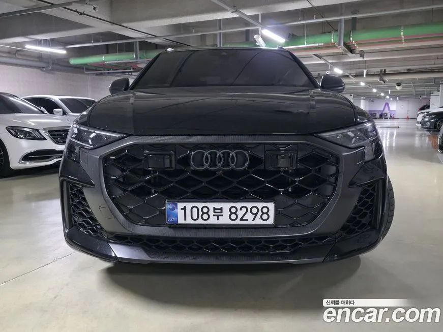 Audi RSQ8 — фото 2