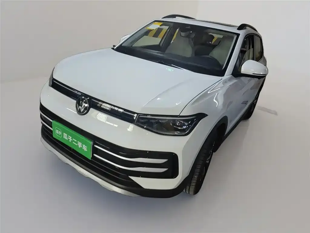 Volkswagen Tharu — фото 1