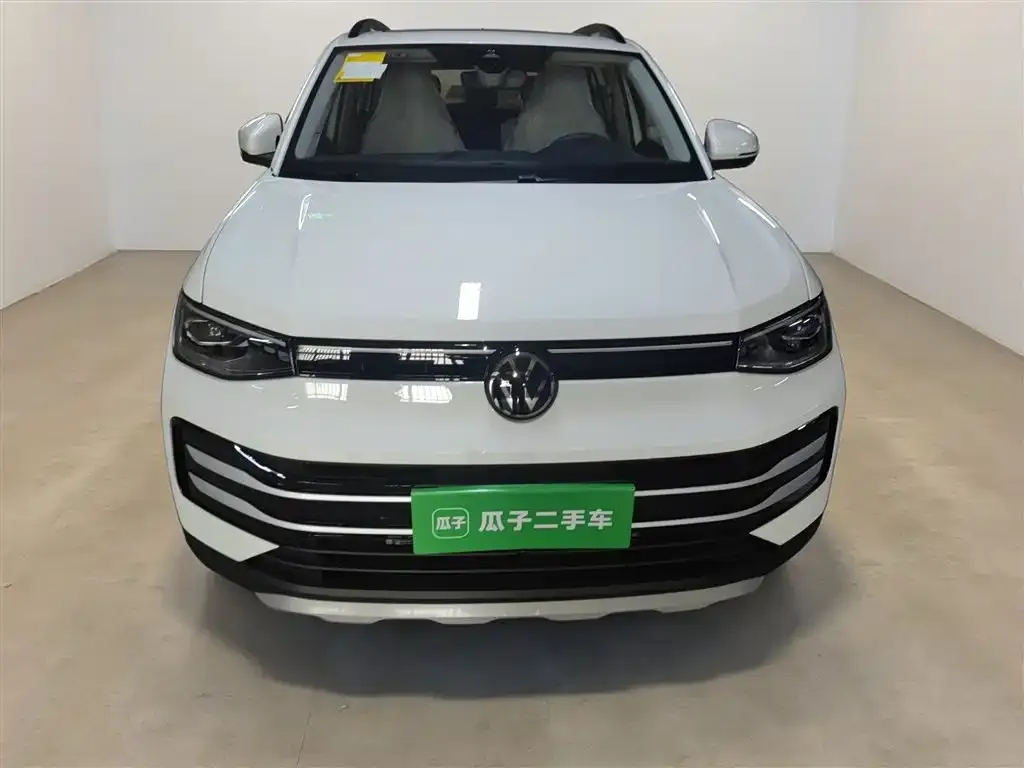 Volkswagen Tharu — фото 3