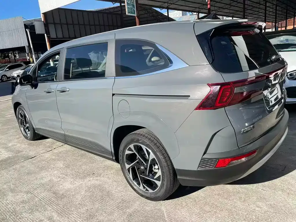 Hyundai Custo — фото 3