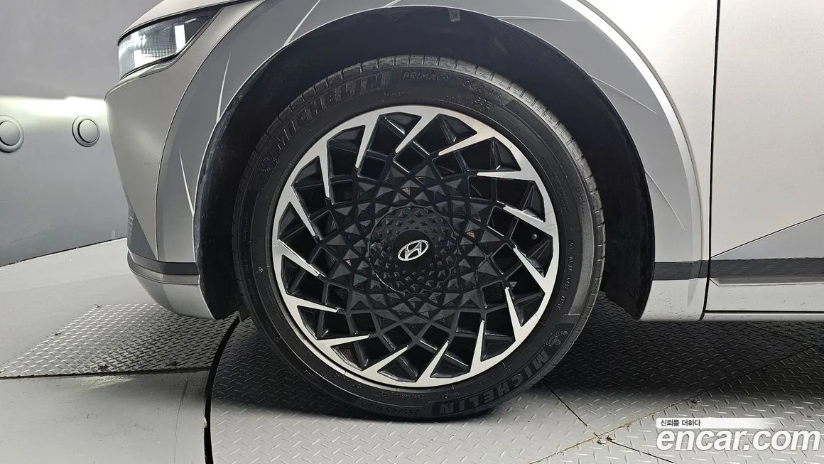 Hyundai Ioniq5 — фото 5