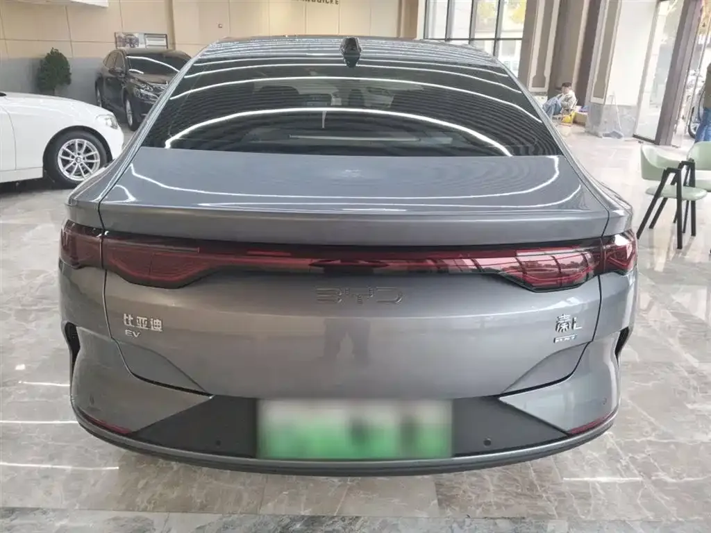 BYD Qin L — фото 6