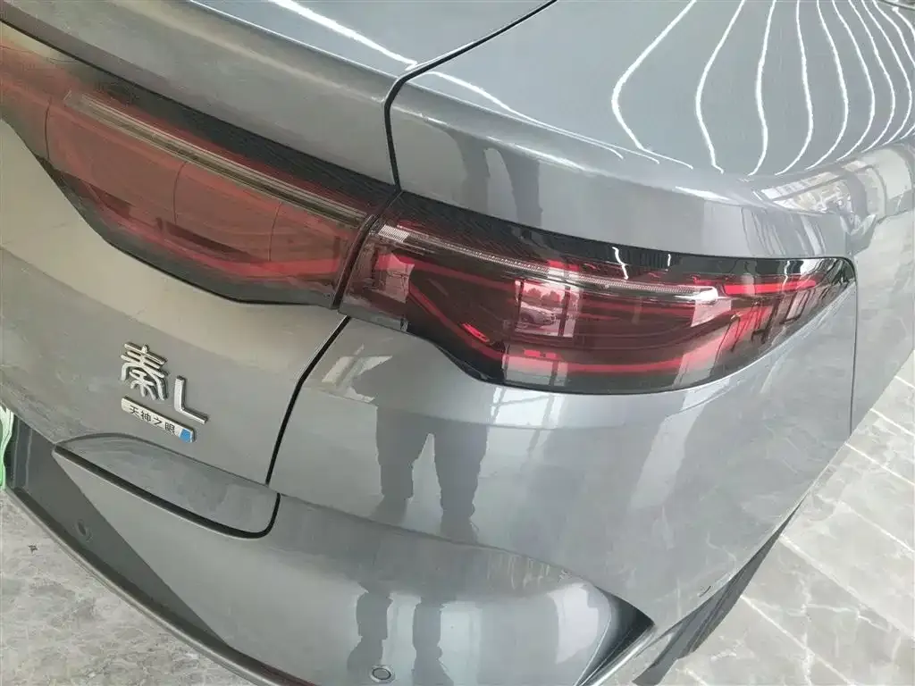 BYD Qin L — фото 8