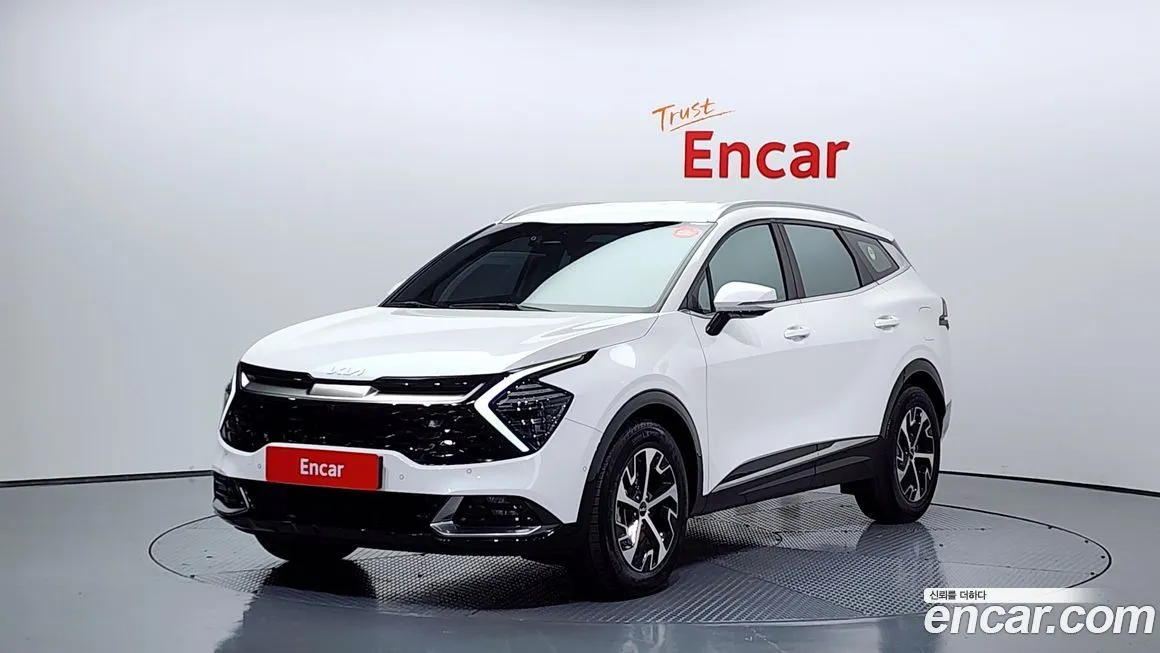 Kia Sportage — фото 1
