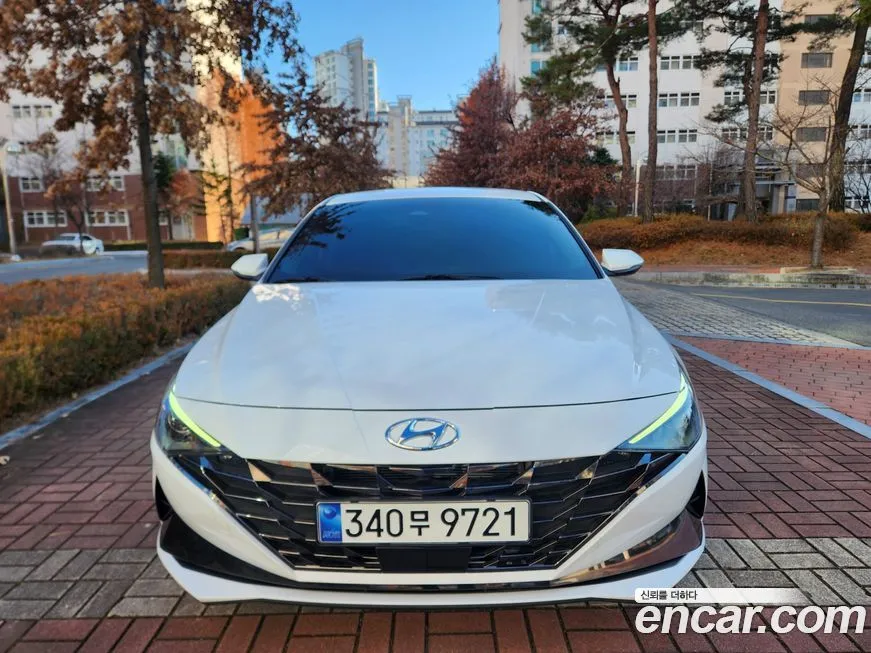 Hyundai AVANTE — фото 1