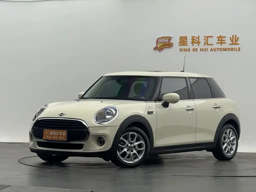MINI Cooper (3-door) — фото 1