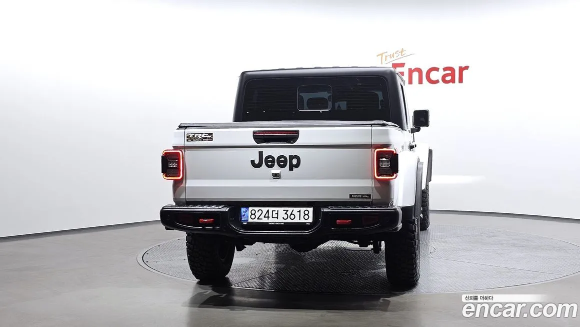 Jeep Gladiator — фото 4