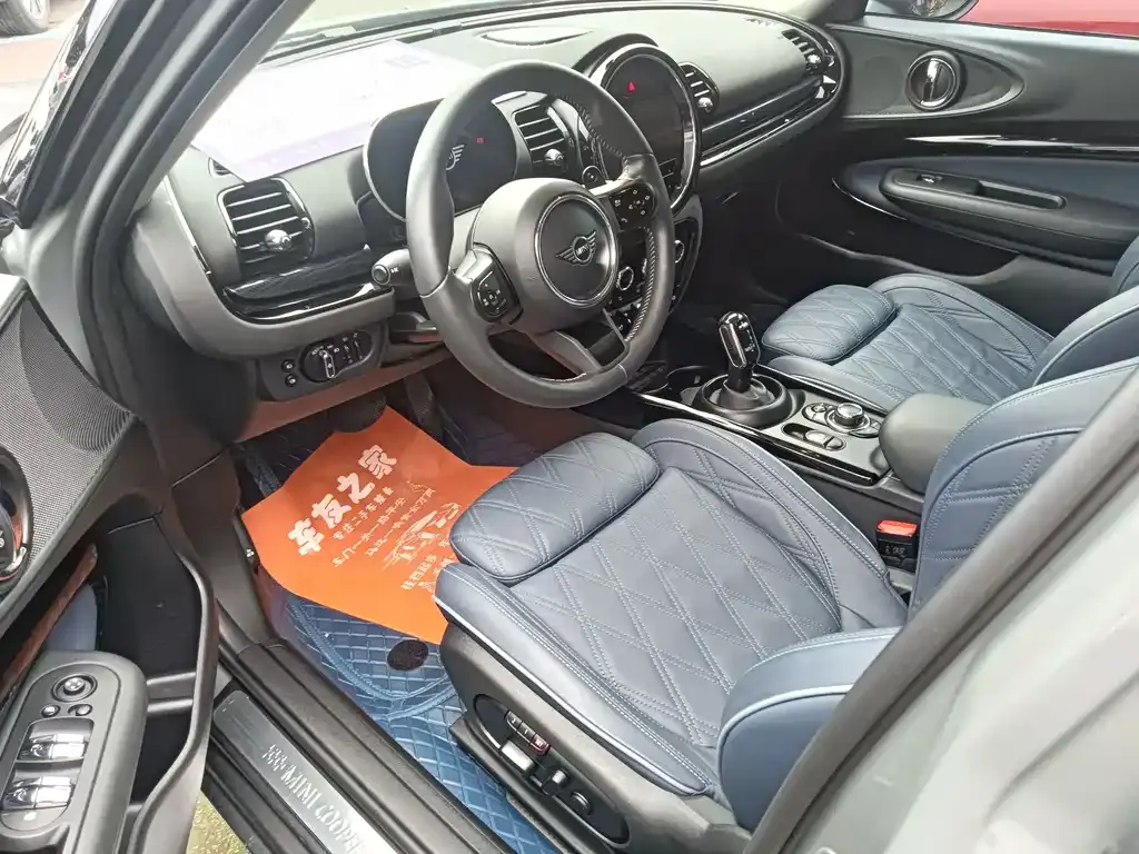 MINI Clubman — фото 4