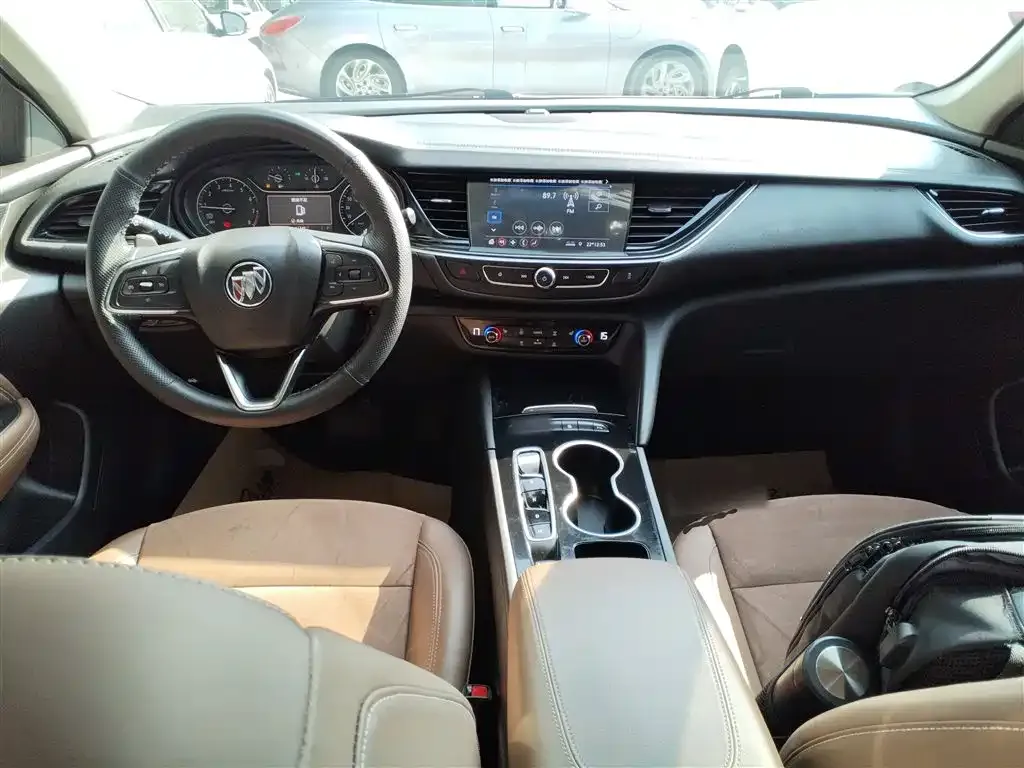 Buick Regal — фото 10