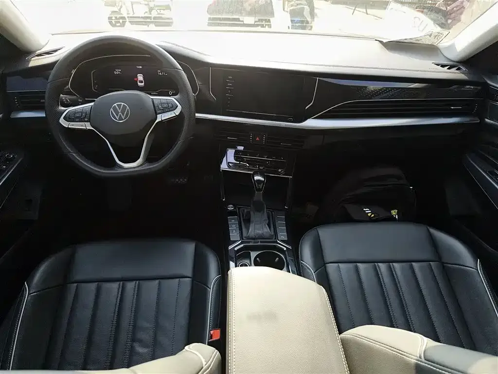 Volkswagen Passat — фото 10