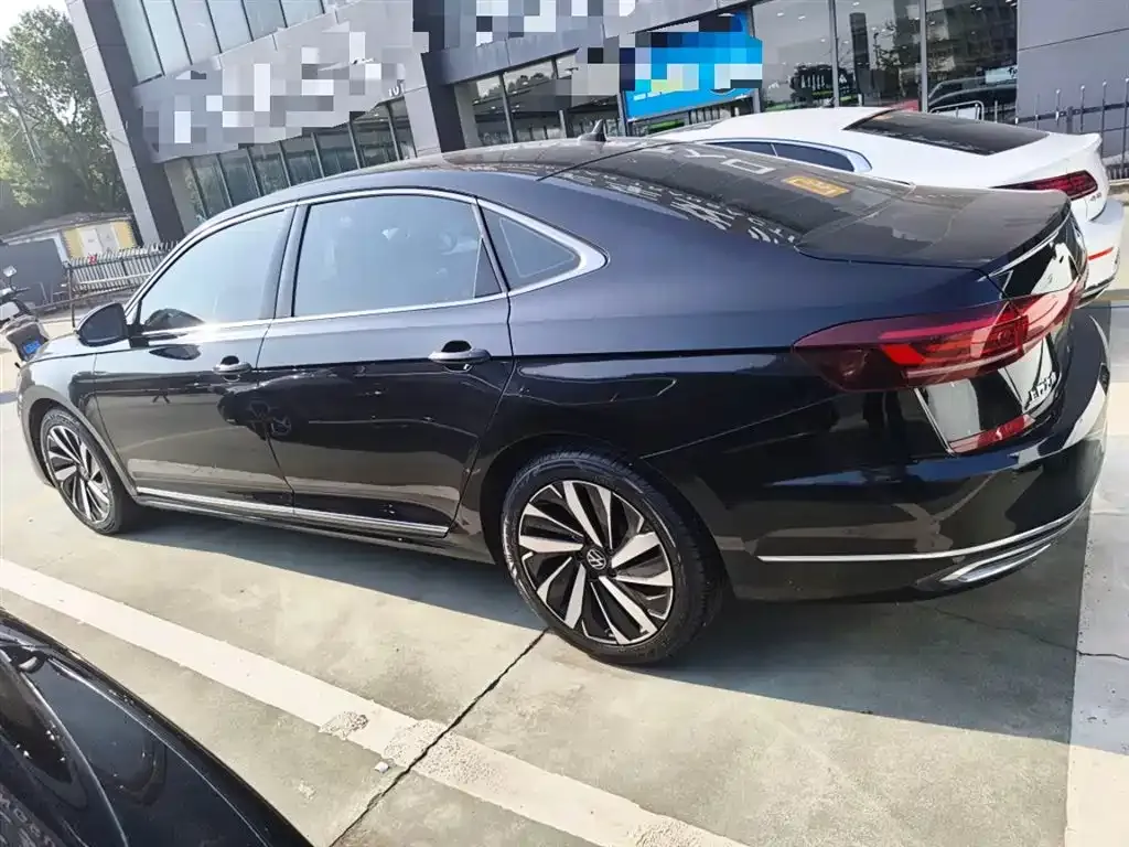Volkswagen Passat — фото 5