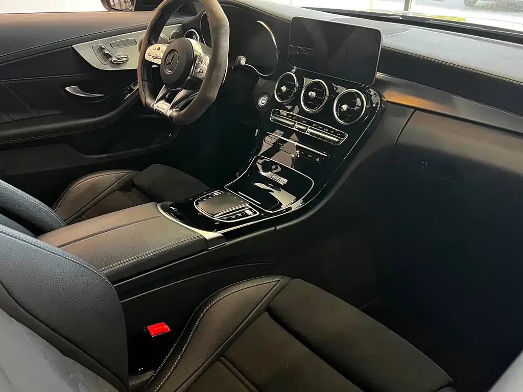 Mercedes-Benz C-Class AMG — фото 4
