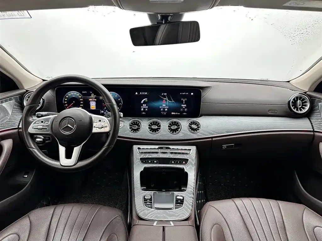 Mercedes-Benz CLS — фото 10