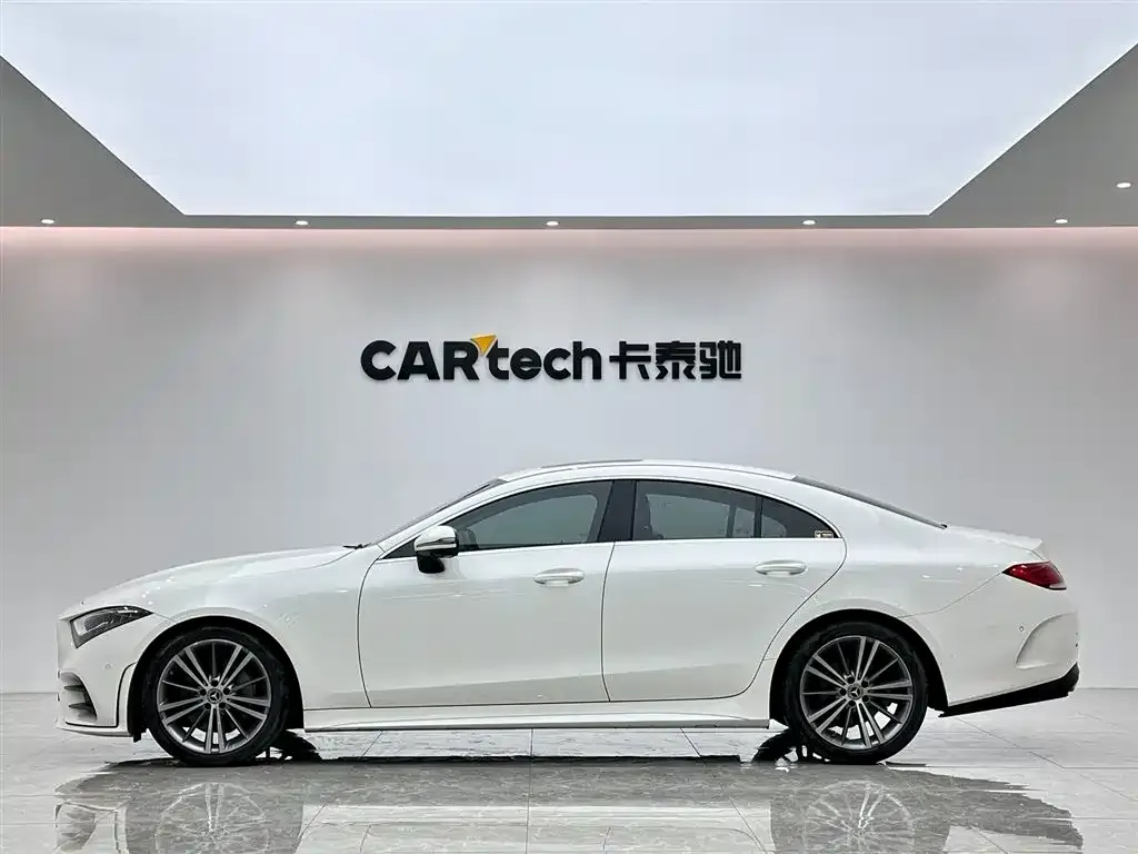 Mercedes-Benz CLS — фото 2