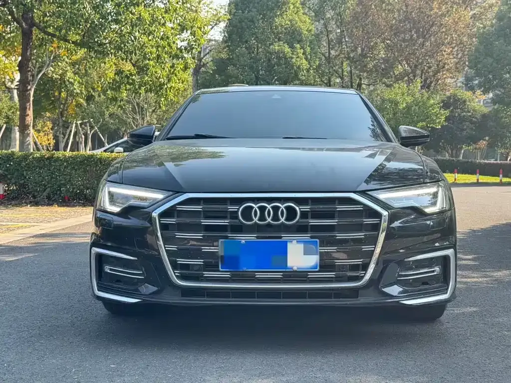 Audi A6L — фото 2