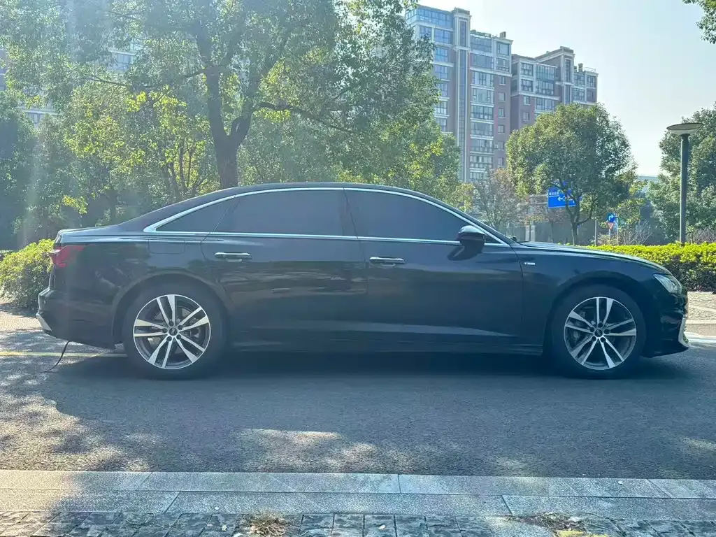 Audi A6L — фото 3