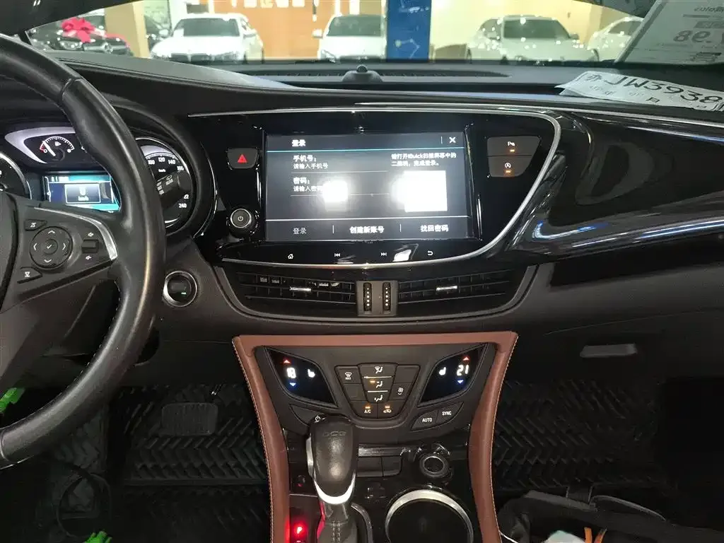 Buick Envision Plus — фото 6