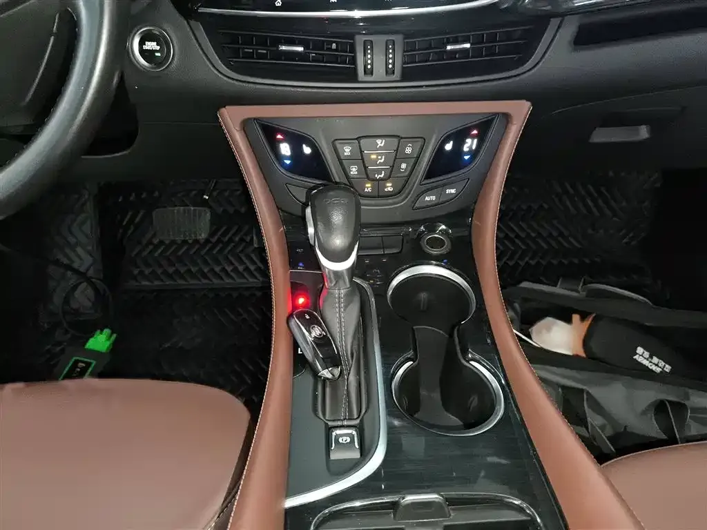 Buick Envision Plus — фото 7
