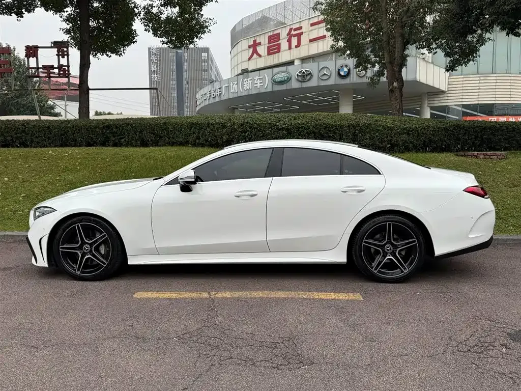 Mercedes-Benz CLS — фото 3