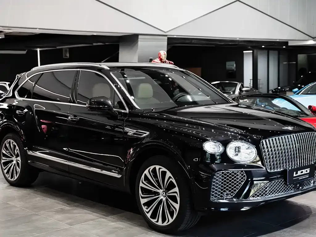 Bentley Bentayga — фото 10
