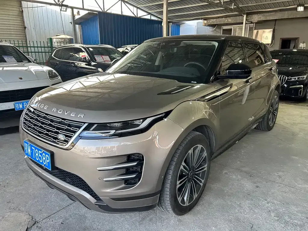 Land Rover Evoque — фото 1