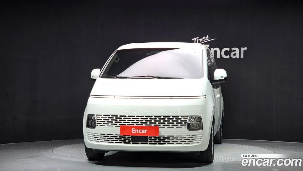 Hyundai Staria — фото 3