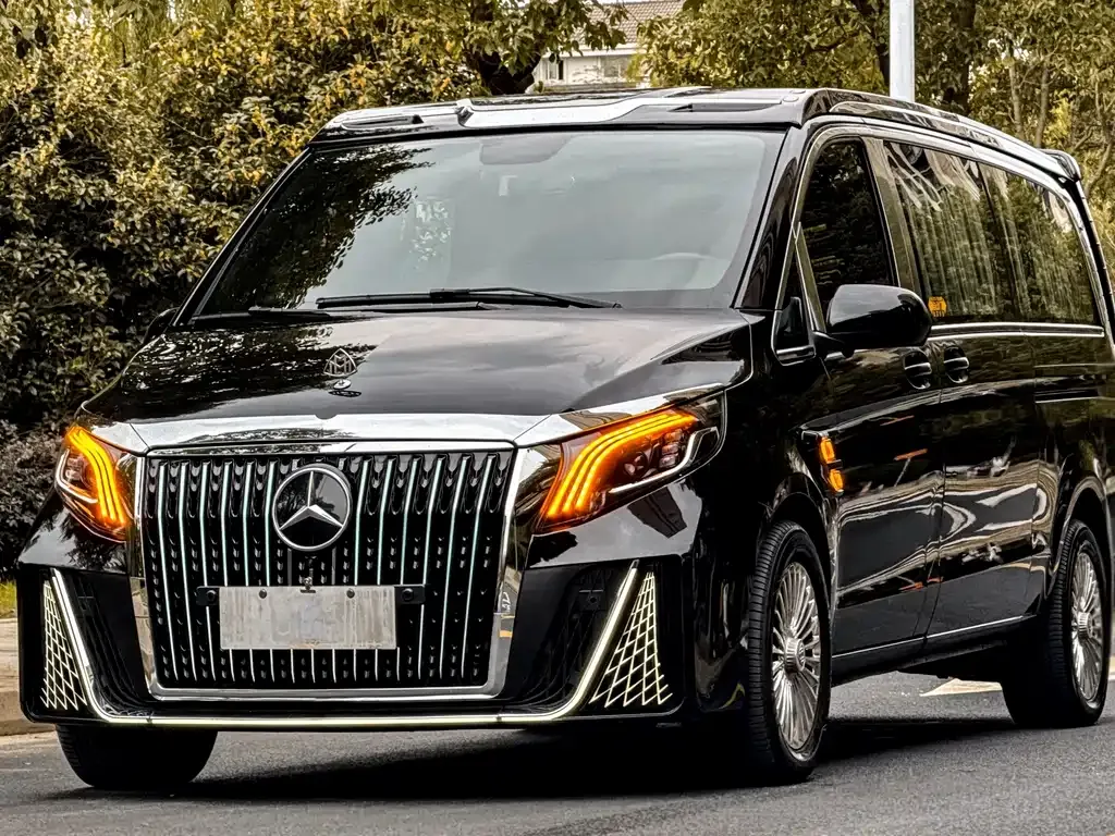 Mercedes-Benz Vito — фото 1
