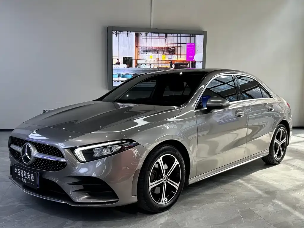 Mercedes-Benz A-Class — фото 1