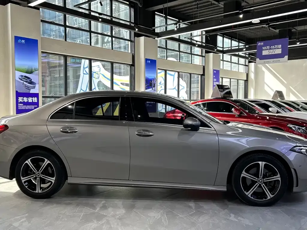Mercedes-Benz A-Class — фото 10