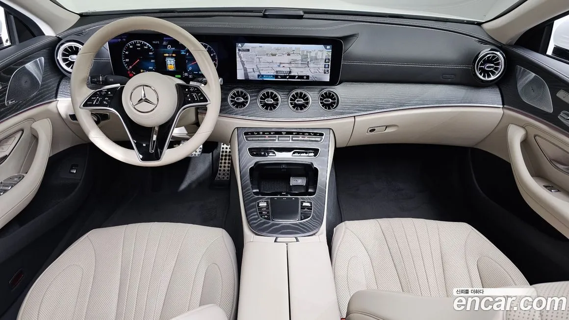 Mercedes-Benz CLS-Class — фото 7
