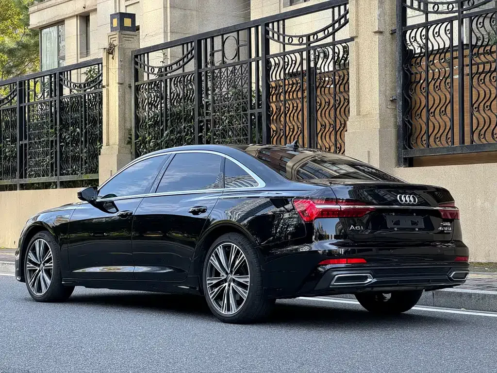 Audi A6L — фото 3