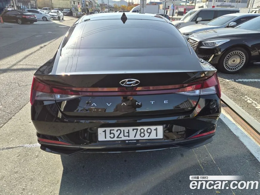 Hyundai AVANTE — фото 4