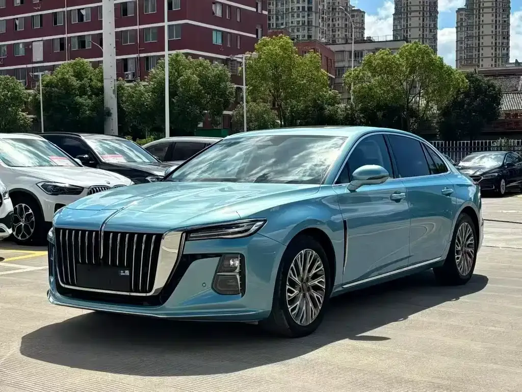 Hongqi H5 — фото 1