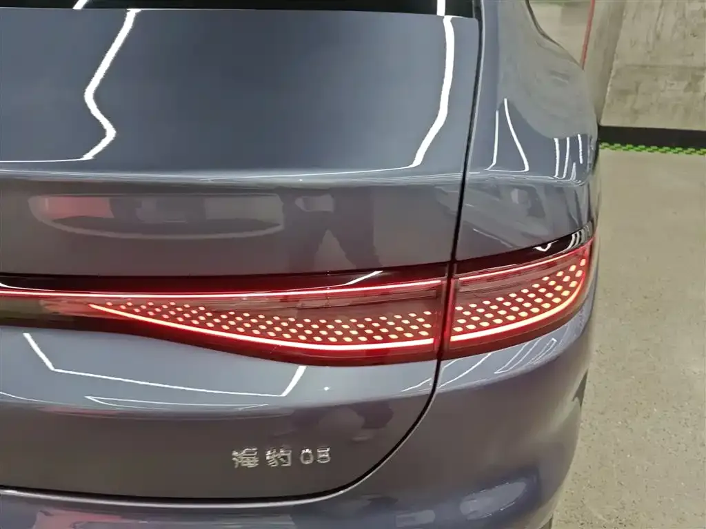 BYD Seal 05 DM-i — фото 8